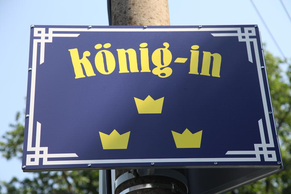 Отель Koenig-In Гойсова Страж Экстерьер фото